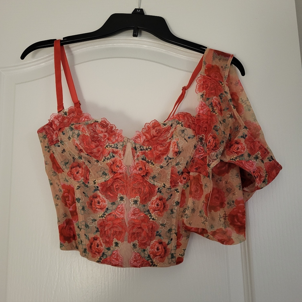 VS Matching Lingerie Set, Red Roses
